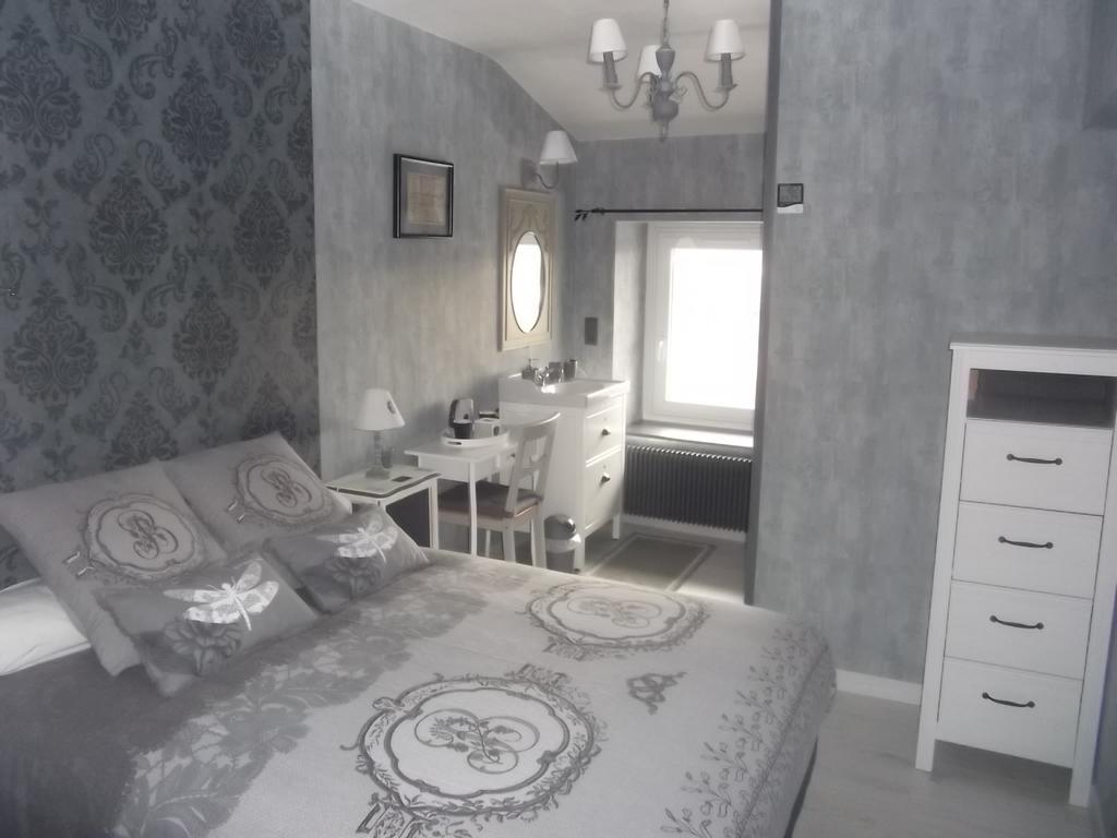 Bed and Breakfast Au Vieux Logis 63 Saint-Rémy-sur-Durolle Exterior foto